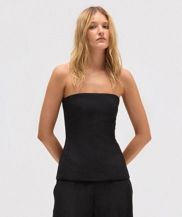 CORSET CREPE PRETO TIG (P) R$145