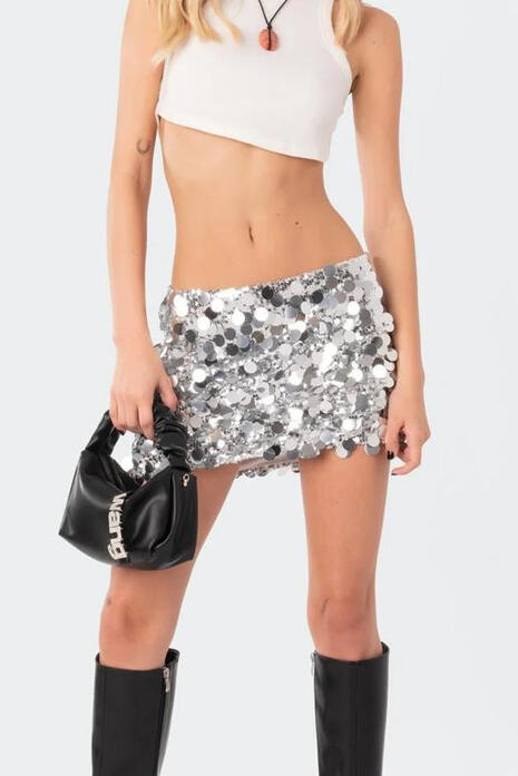 SAIA EDIKTED PAETÊ PRATA (P e M) R$130