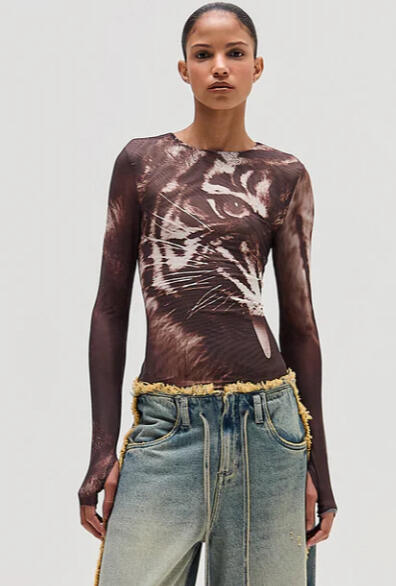 BLUSA TULE MANGA LONGA ESTAMPA TIGRE (P) R$160